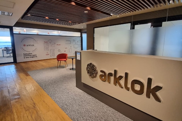 Recepção da entrada da Arklok